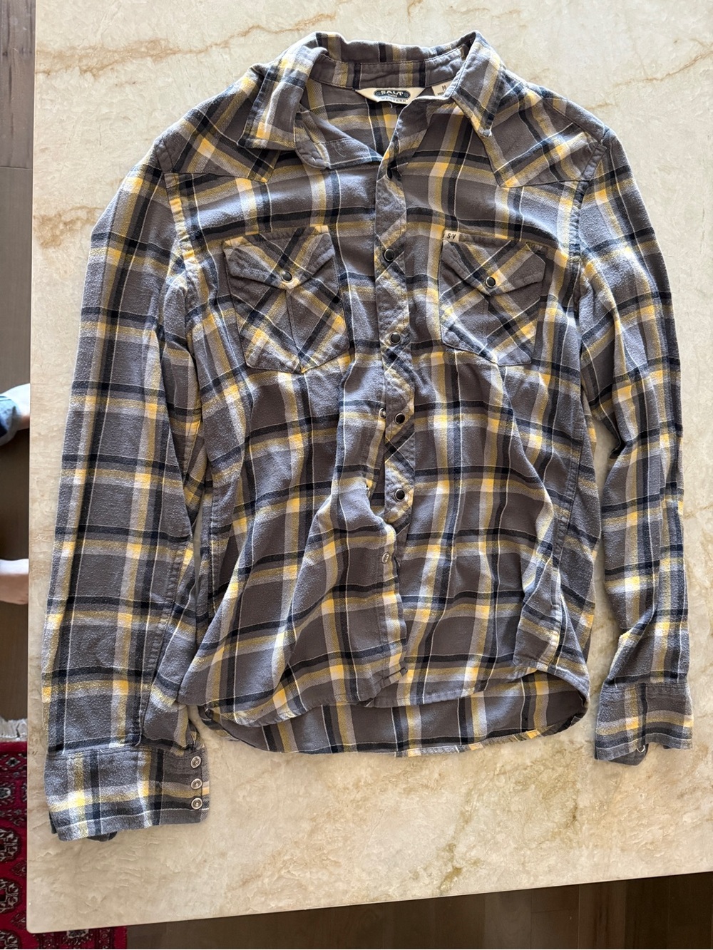 Casual Plaid Button-Down Shirt in Gray and Yellow